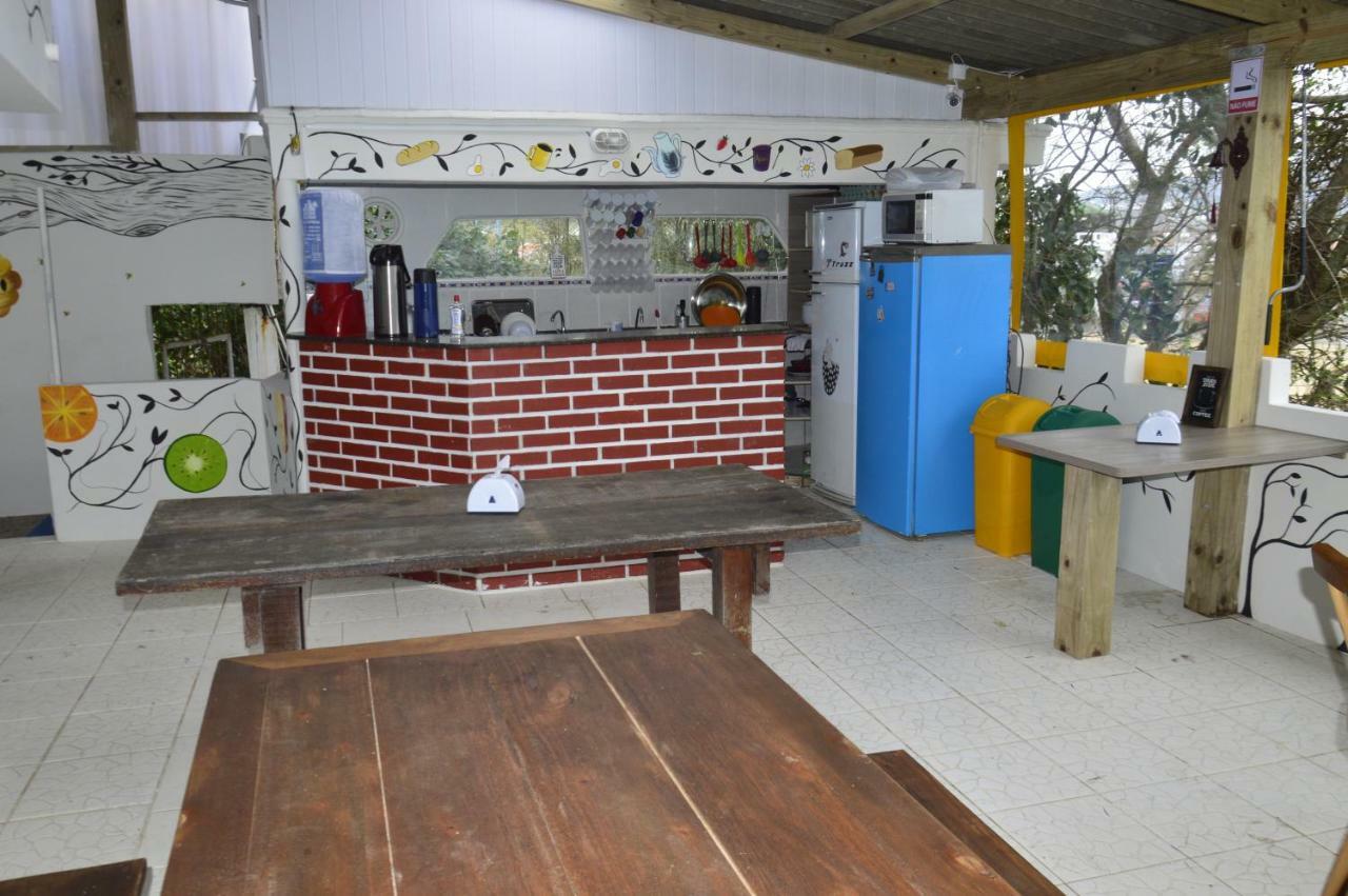 Floripa Backpackers Hostel ฟลอเรียนอโปลิส ภายนอก รูปภาพ